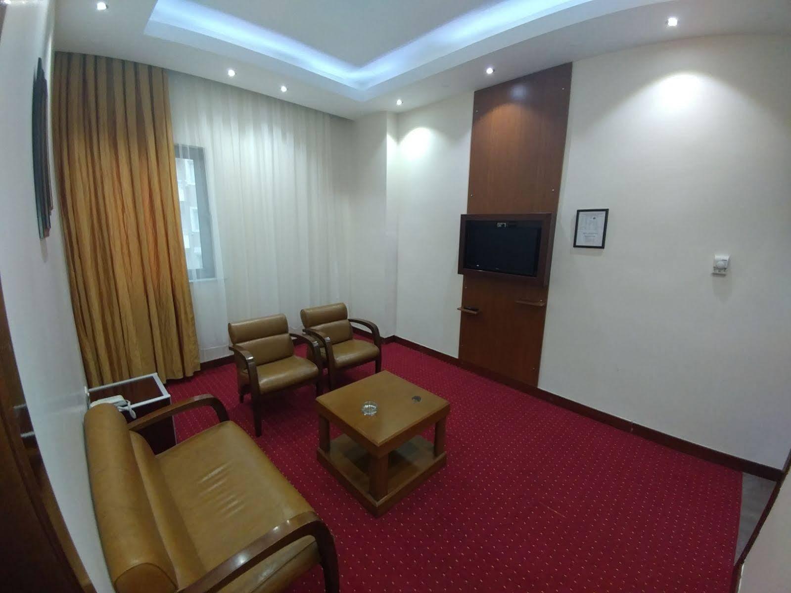 Royal Gaziantep Hotel エクステリア 写真